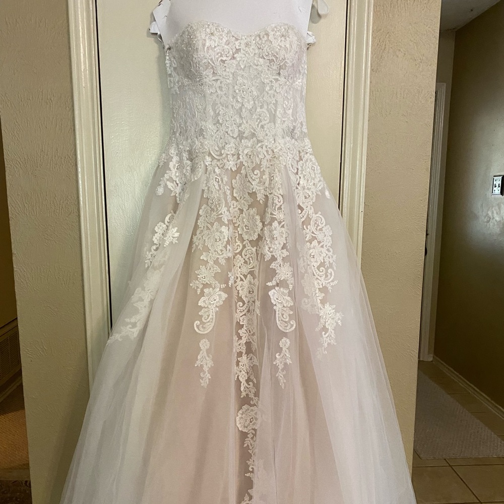 Lace Wedding Dress